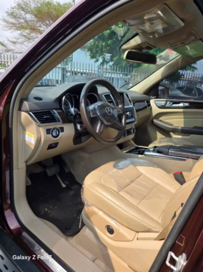 Mercedes-Benz ML-Class   - 2013