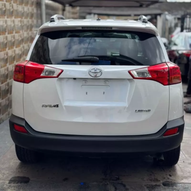 Toyota RAV 4 - 2013