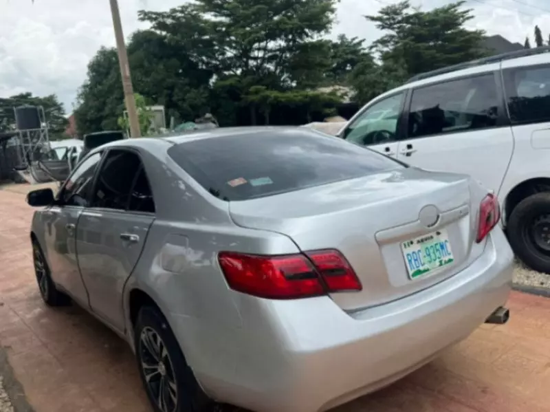 Toyota camry   - 2007