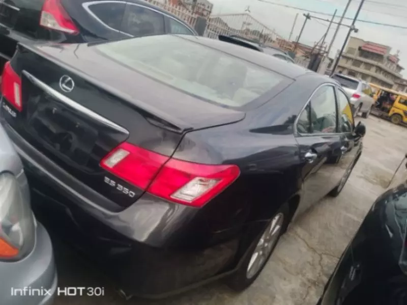 Lexus ES   - 2008