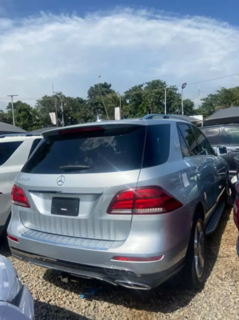 Mercedes-Benz GLE 350   - 2017
