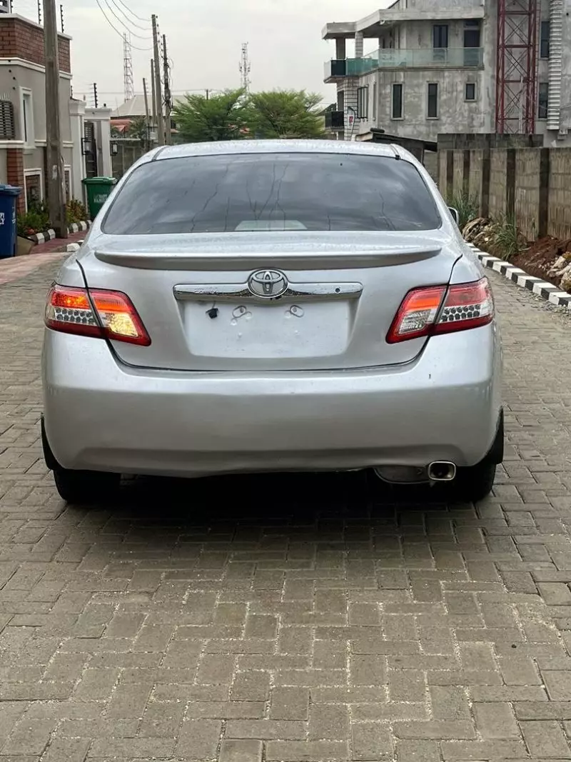 Toyota Camry   - 2008