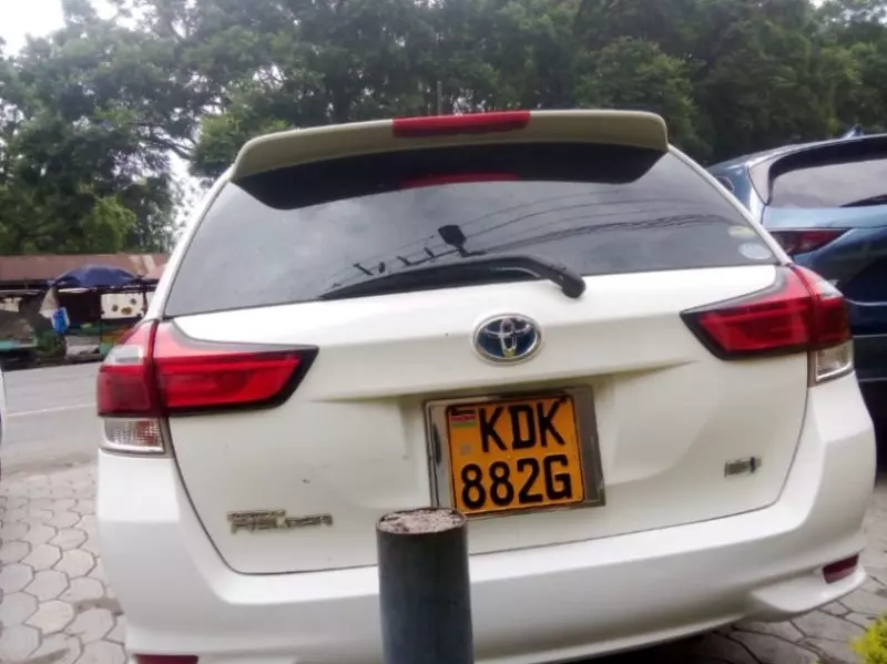 Toyota Fielder    - 2018