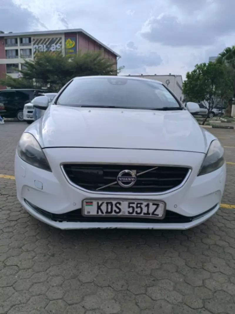 Volvo V40   - 2017