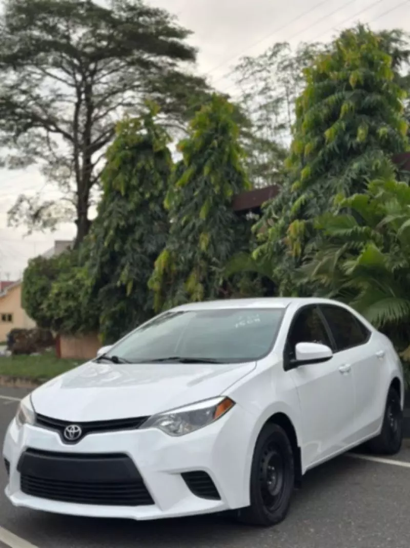 Toyota Corolla   - 2014