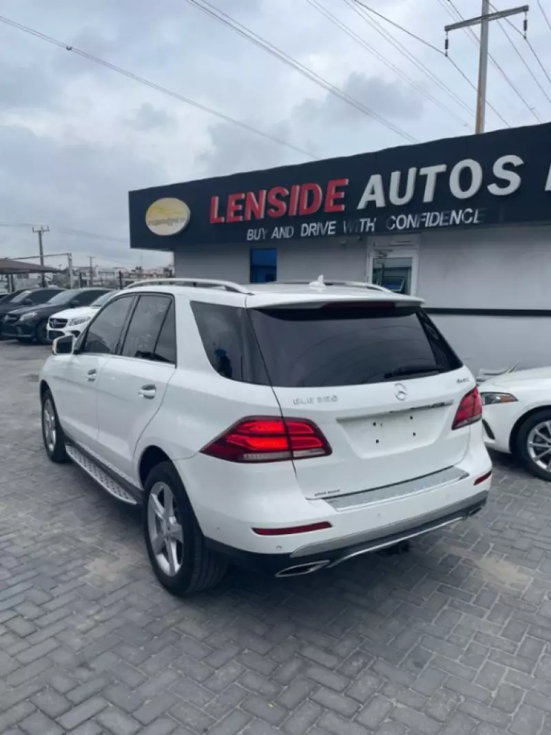 Mercedes-Benz GLE 350 - 2015