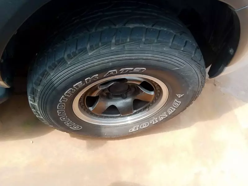 Toyota Hilux   - 2019