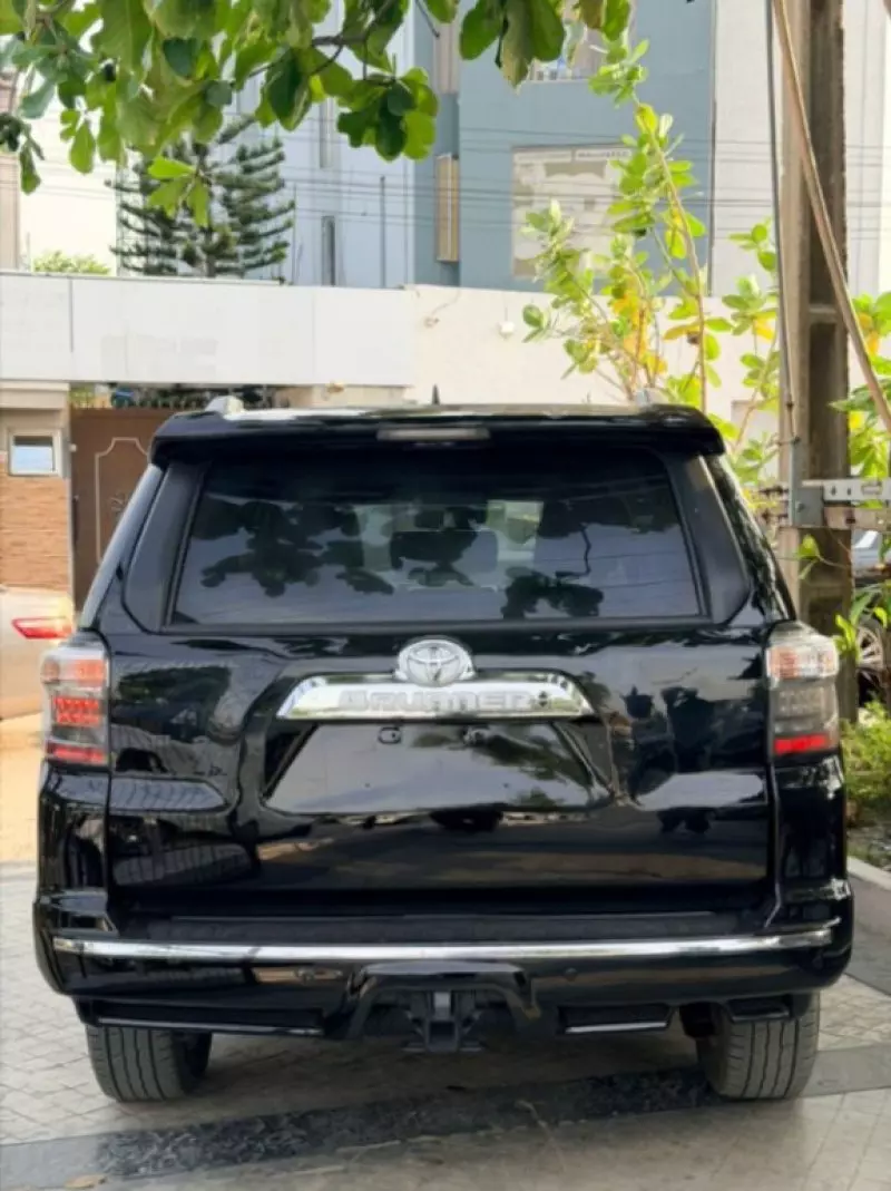 Toyota 4Runner   - 2020