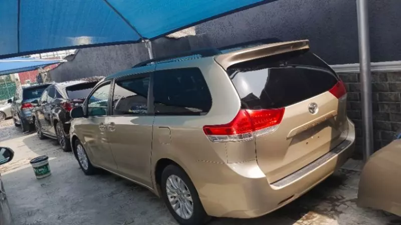 Toyota Sienna