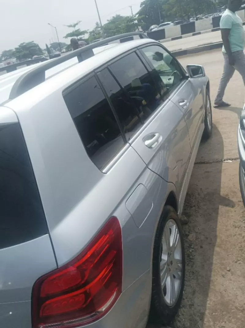 Mercedes-Benz GLK 350   - 2013