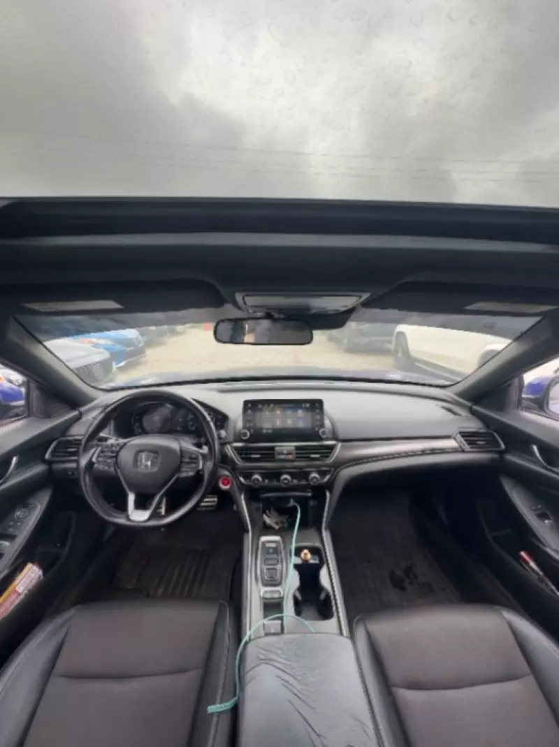 Honda Accord   - 2018