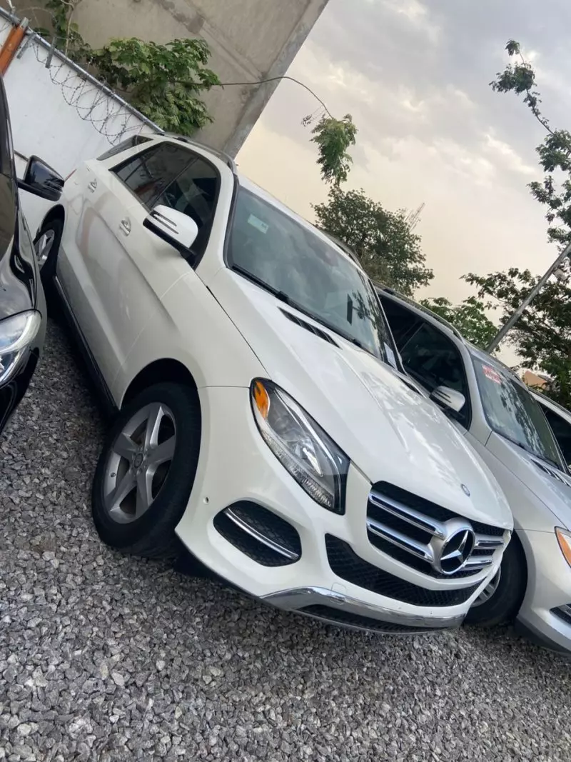 Mercedes-Benz GLE 350   - 2017