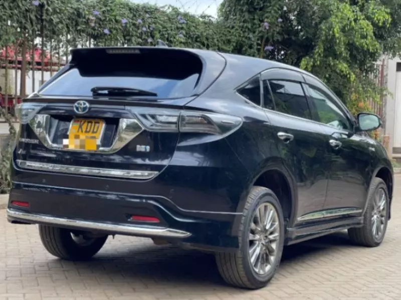 Toyota Harrier   - 2014