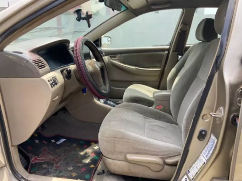 Toyota Corolla   - 2007