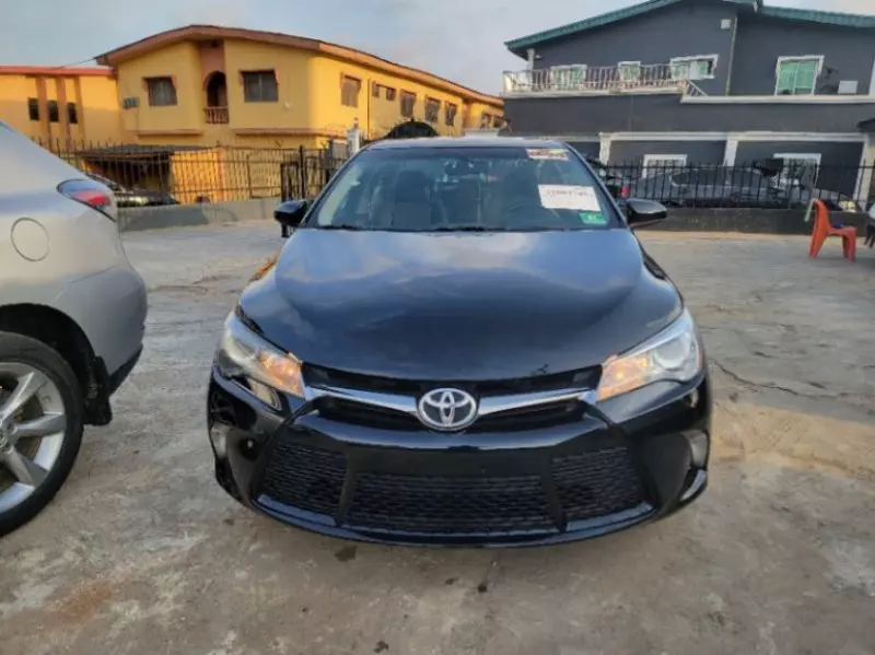Toyota Camry   - 2015
