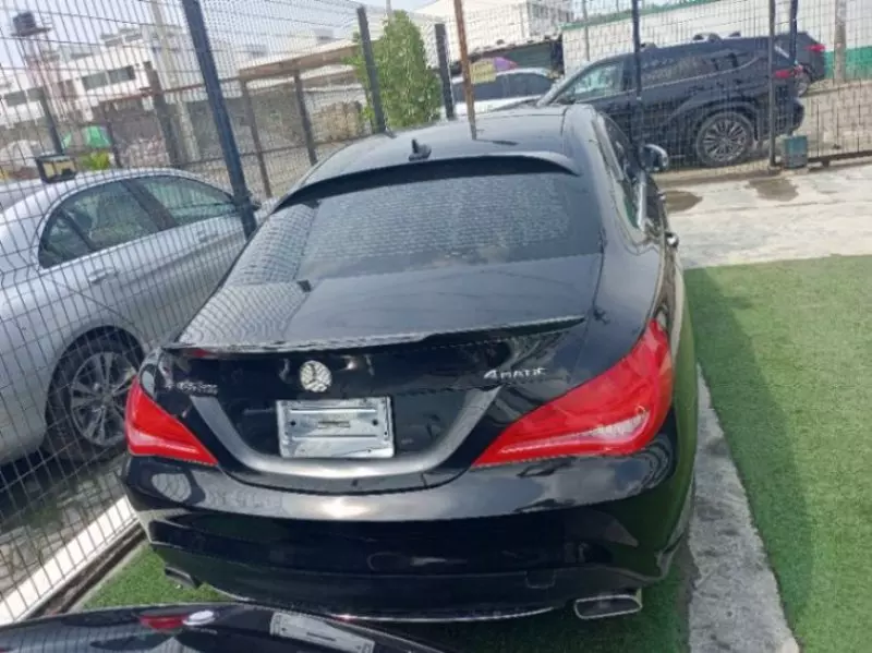 Mercedes-Benz CLA 250   - 2015