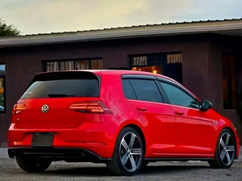 Volkswagen R   -