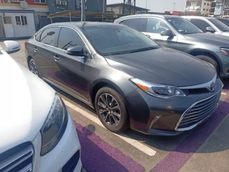 Toyota Avalon