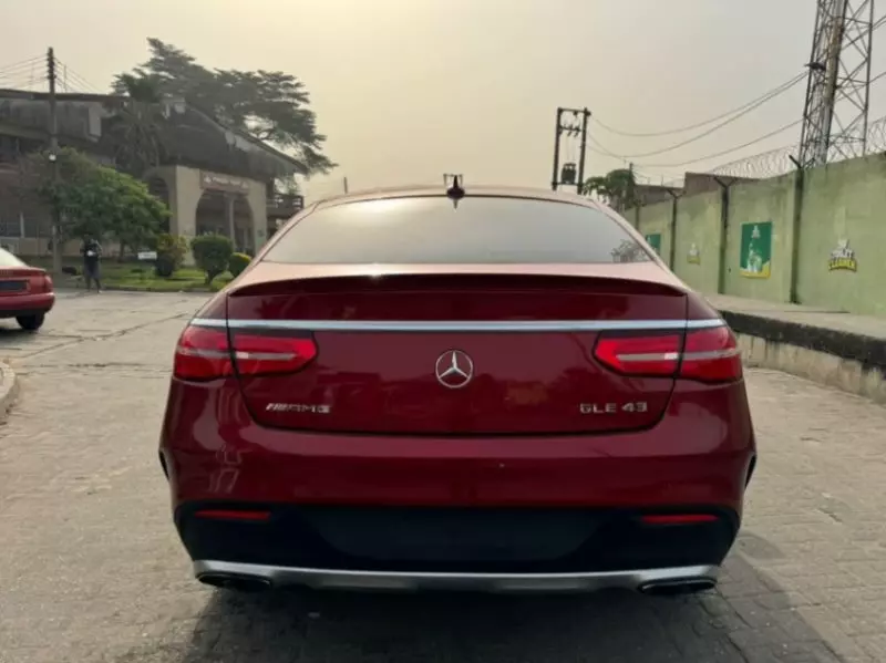 Mercedes-Benz GLE-Class   - 2018