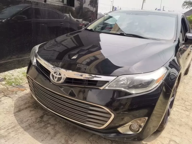 Toyota Avalon   - 2015