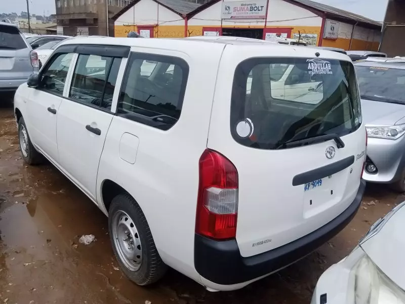 Toyota Probox    - 2015