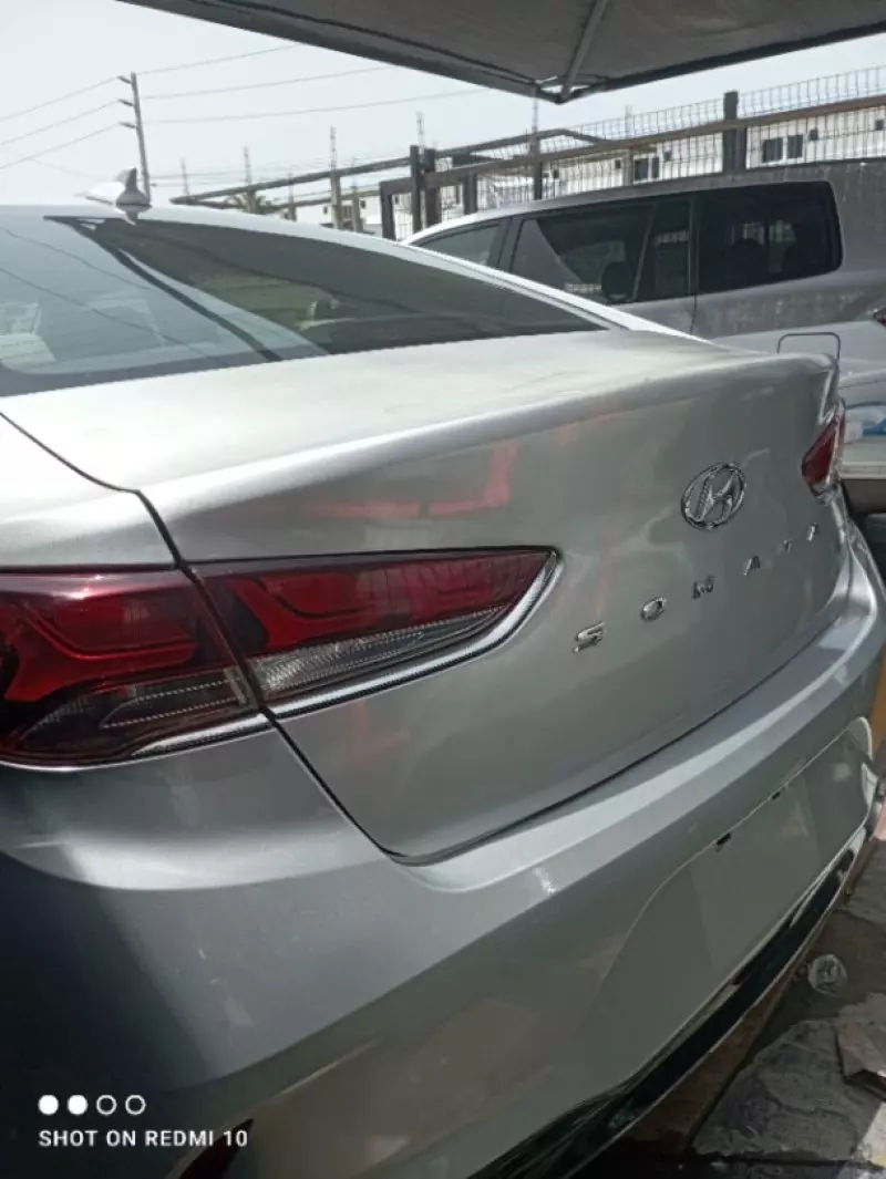 Hyundai Sonata   - 2019