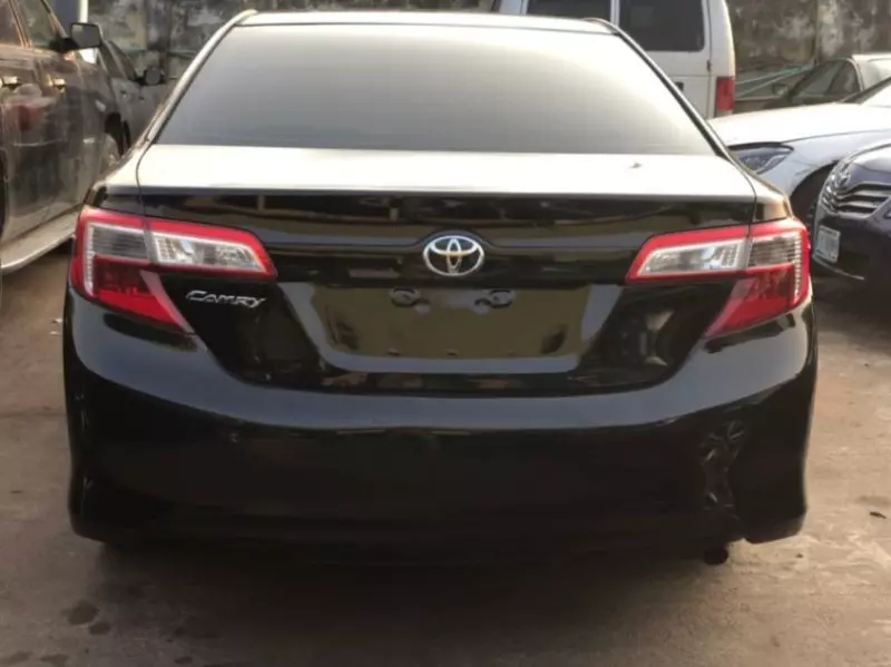 Toyota Camry   - 2013