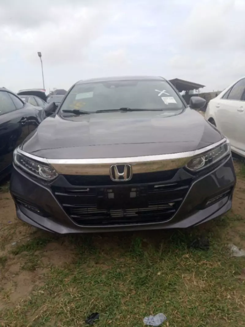 Honda Accord   - 2019