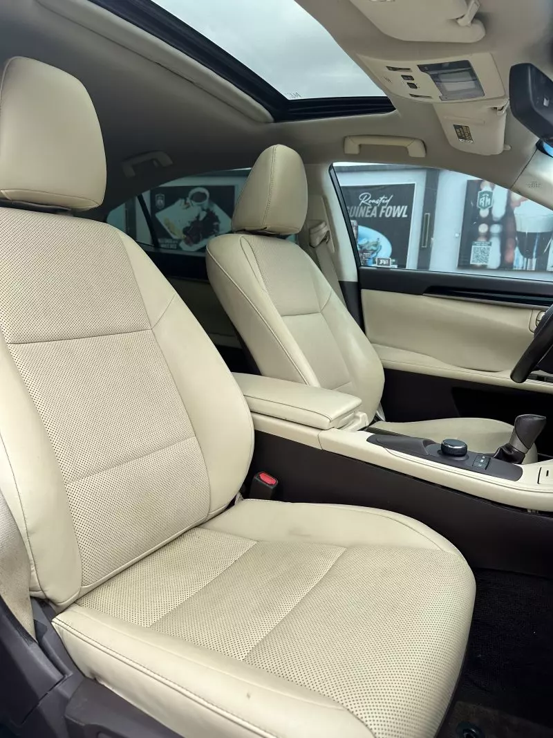 Lexus ES 350   - 2018