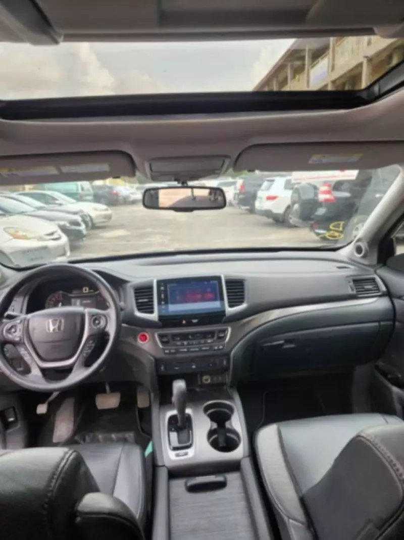 Honda Pilot   - 2016