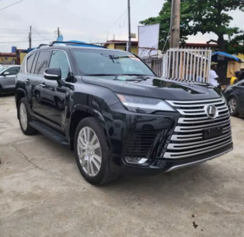 Lexus LX 600   - 2022