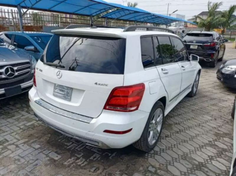 Mercedes-Benz GLK 350   - 2013
