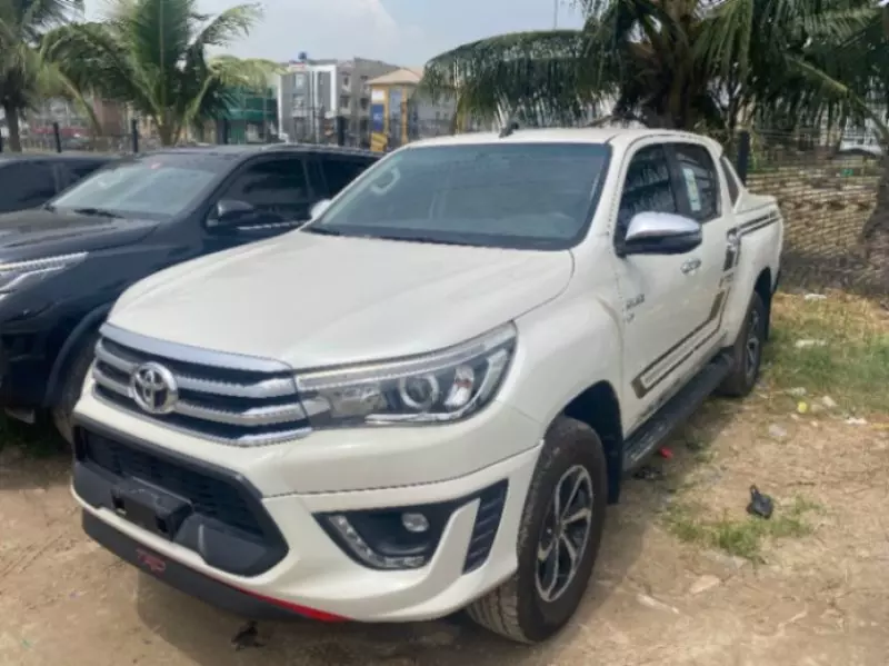 Toyota Hilux - 2018