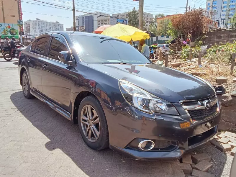 Subaru Legacy   - 2014