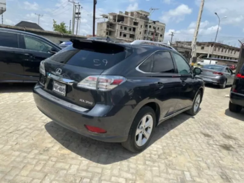 Lexus RX   - 2010