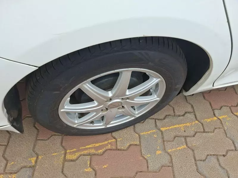 Toyota Fielder hybrid - 2017