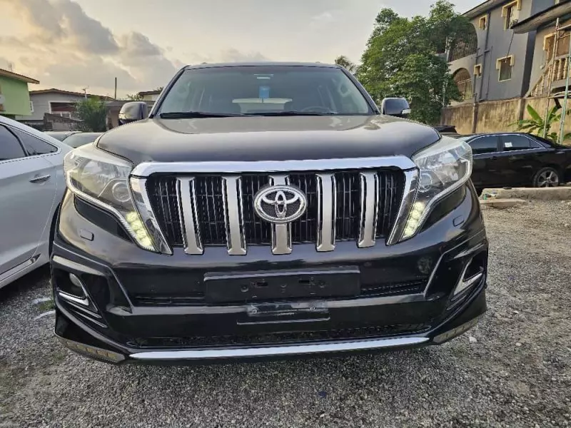 Toyota Land Cruiser Prado   - 2017