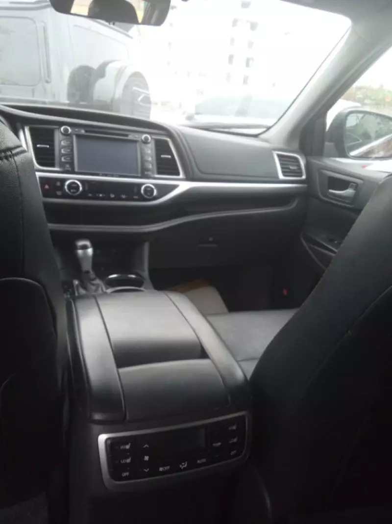 Toyota Highlander - 2017