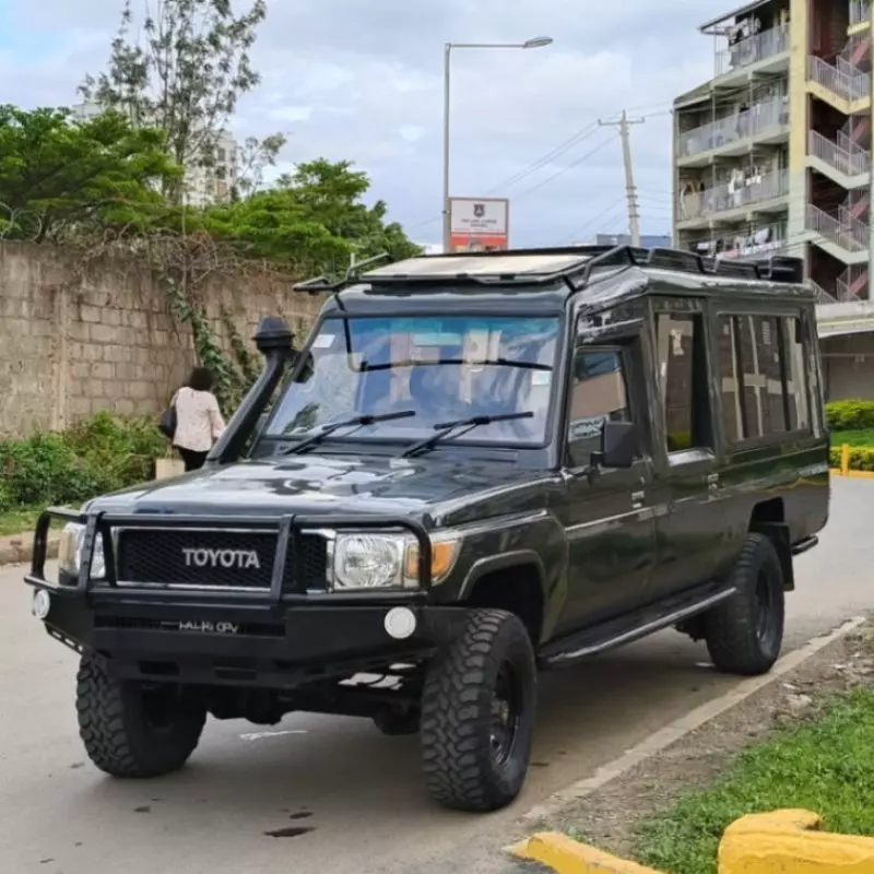 Toyota Land Cruiser   - 2014