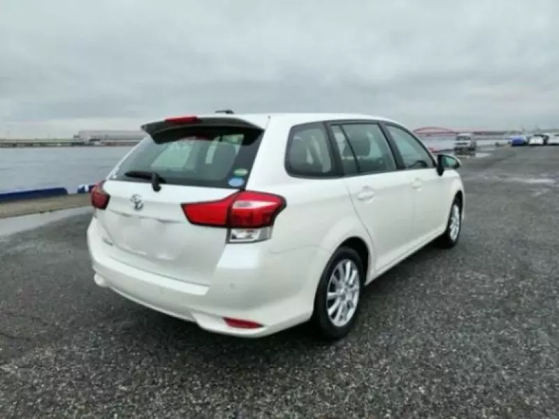 Toyota Fielder    - 2018