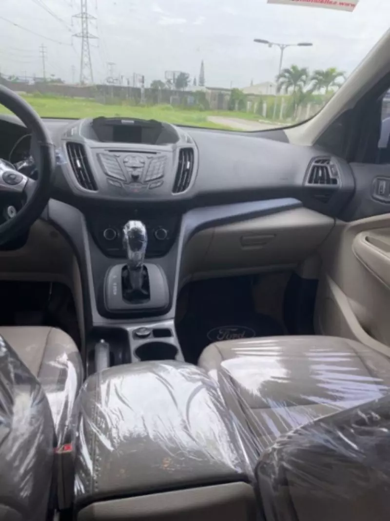 Ford Econovan - 2019