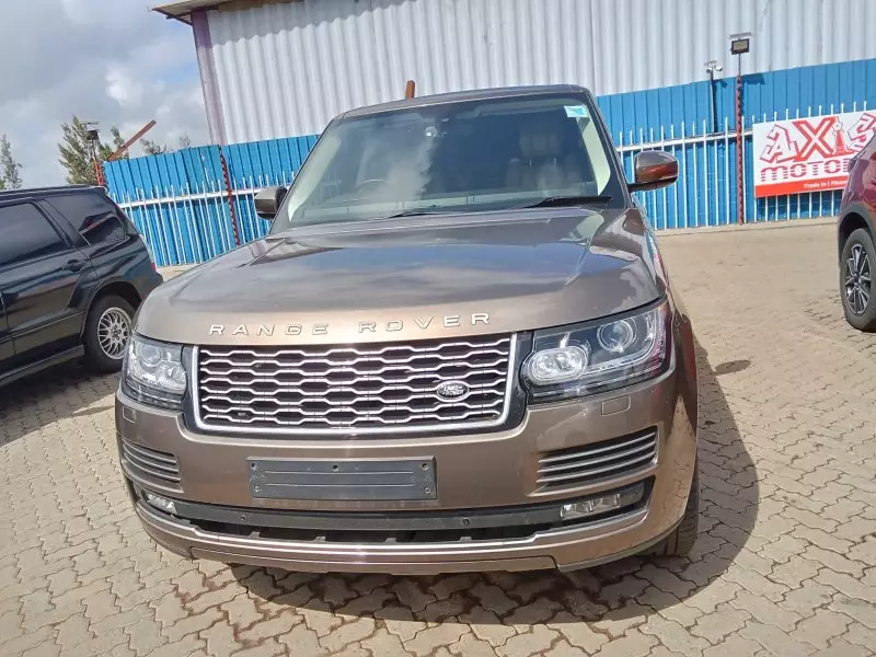 Land Rover Range Rover Vogue   - 2014