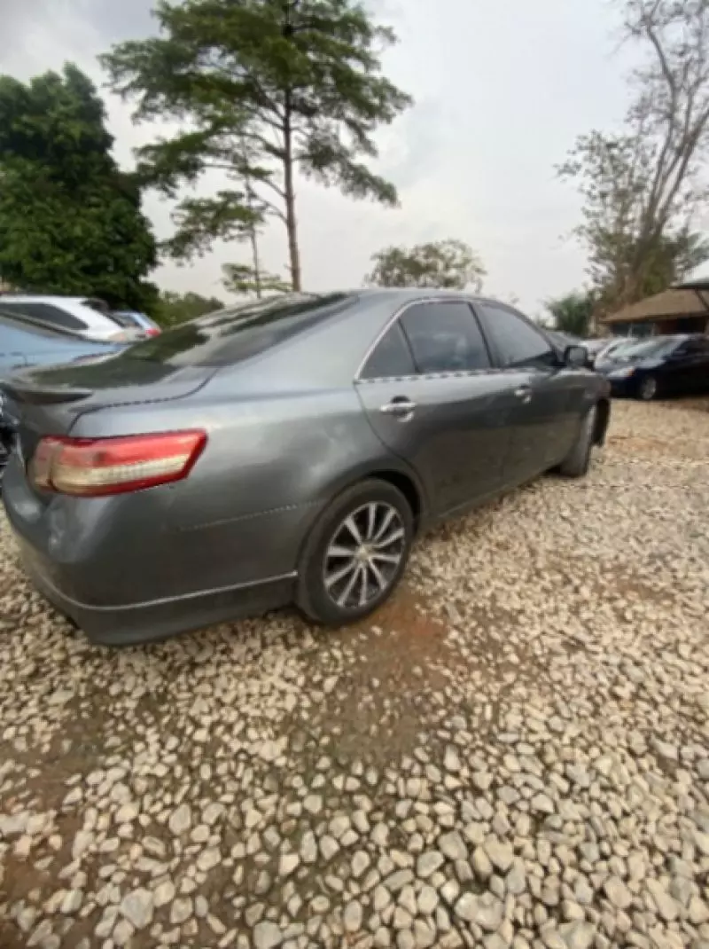 Toyota Camry   - 2008