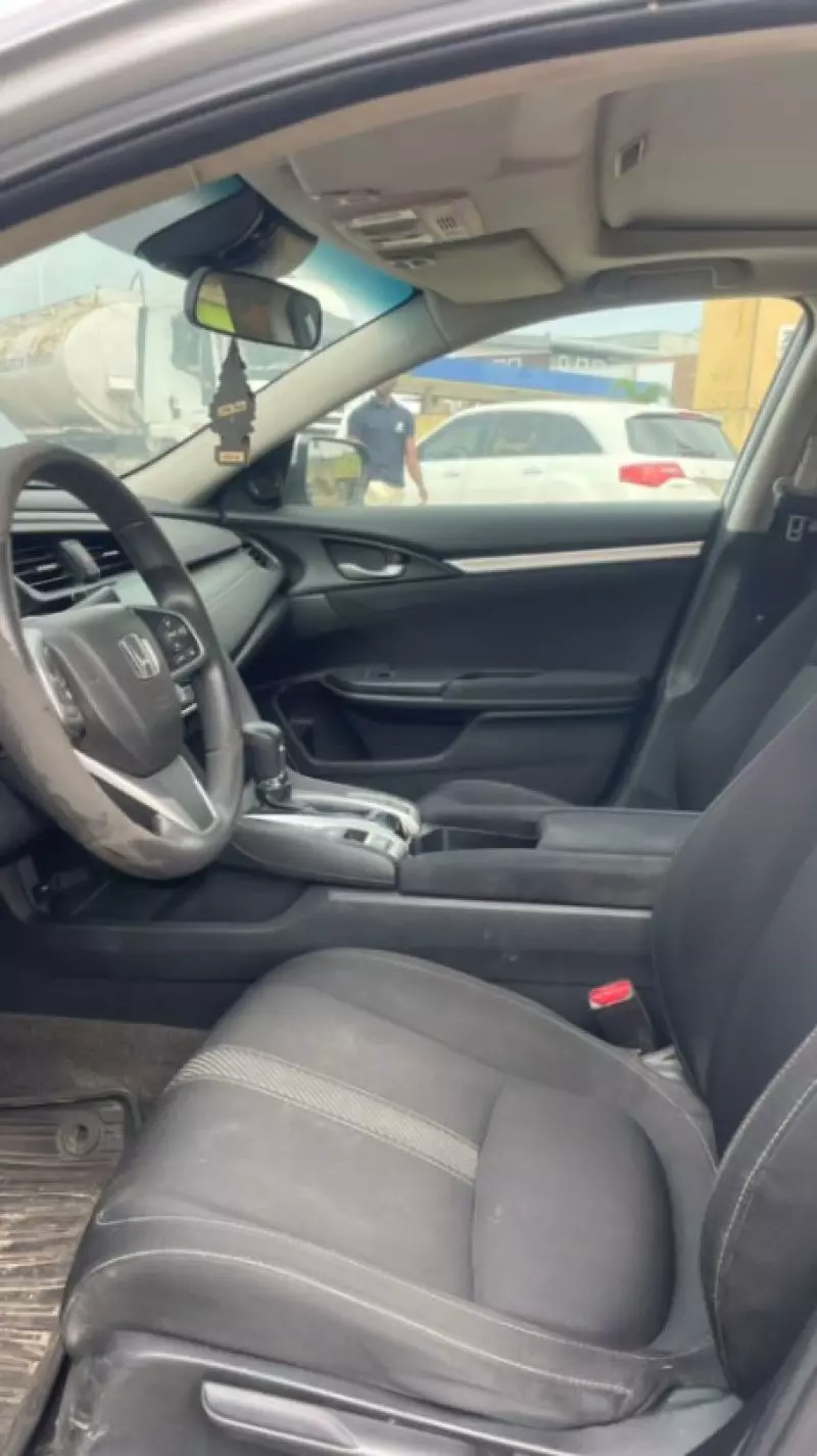 Honda Civic   - 2017