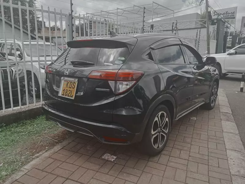 Honda Vezel Hybrid   - 2017