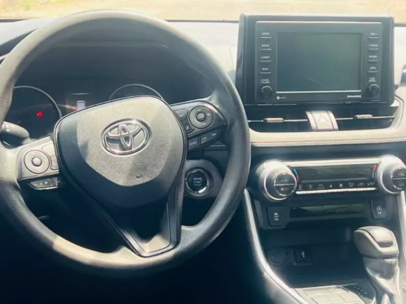 Toyota RAV 4   - 2021