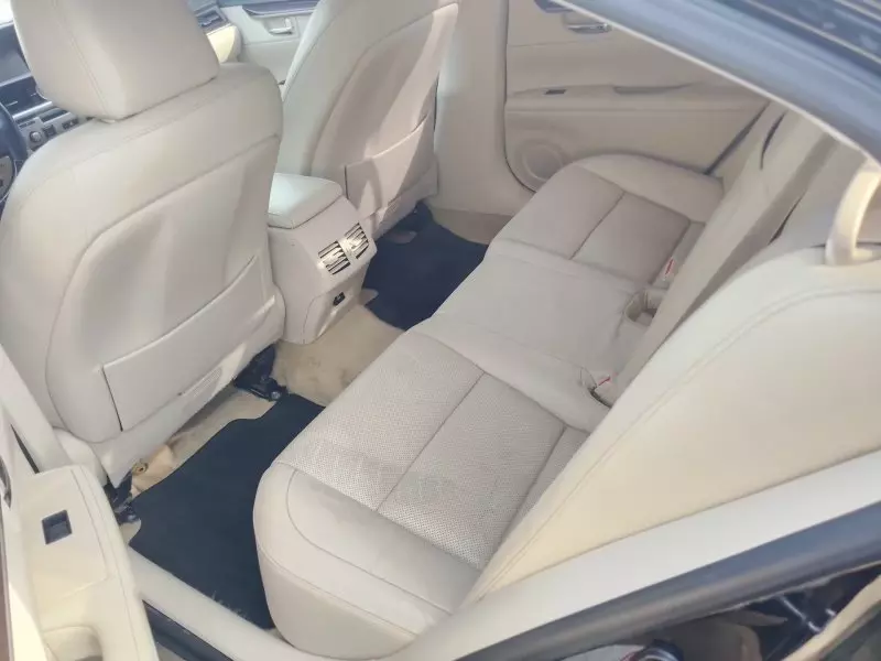 Lexus ES 350   - 2013