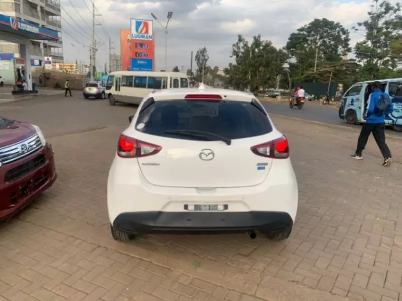 Mazda Demio   - 2018