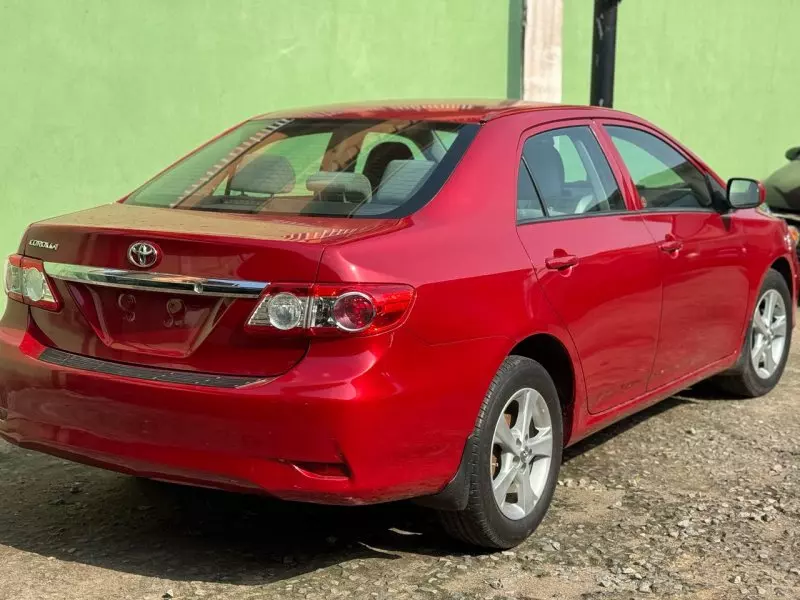 Toyota Corolla   - 2013
