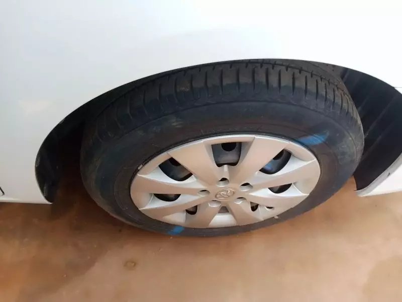 Toyota Premio    - 2014